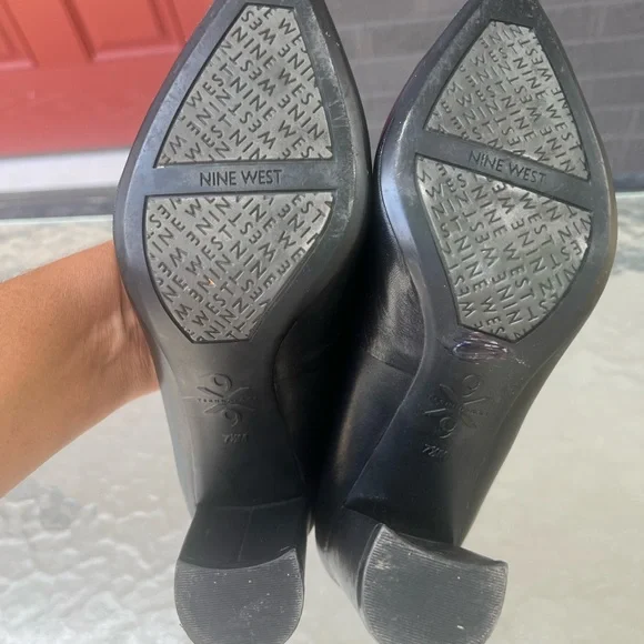 Nine West Black Heels - Picture 6 of 7